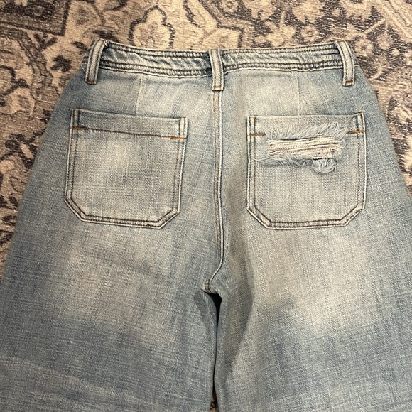 KanCan Wide Leg Cropped Boho Jeans - Picture 5 of 8